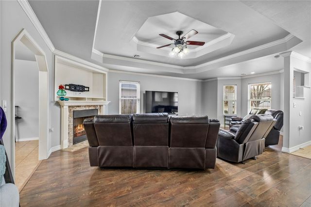 1011 W Green Acres Place, Rogers, AR 72758