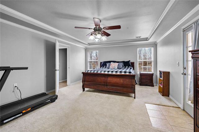 1011 W Green Acres Place, Rogers, AR 72758