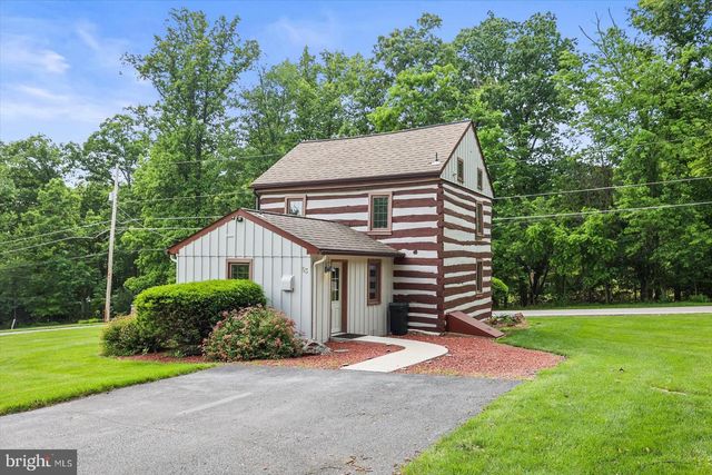 51 HIGH ROCK RD N, Hanover, PA 17331