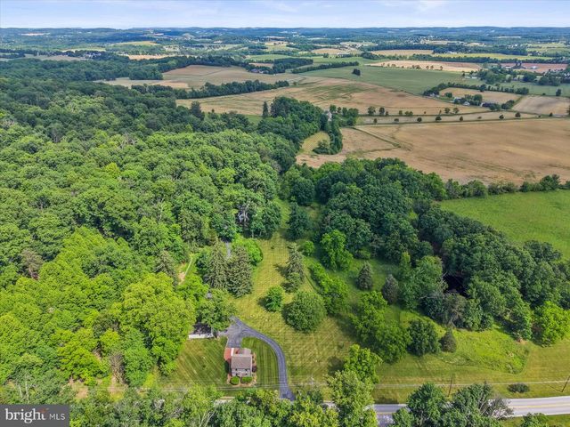 51 HIGH ROCK RD N, Hanover, PA 17331