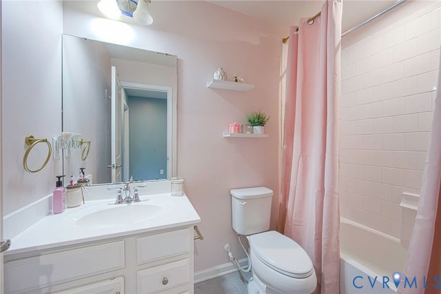 7956 Arbor Ponds Ter, New Kent, VA 23124
