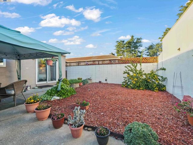 38043 Miller Pl, Fremont, CA 94536