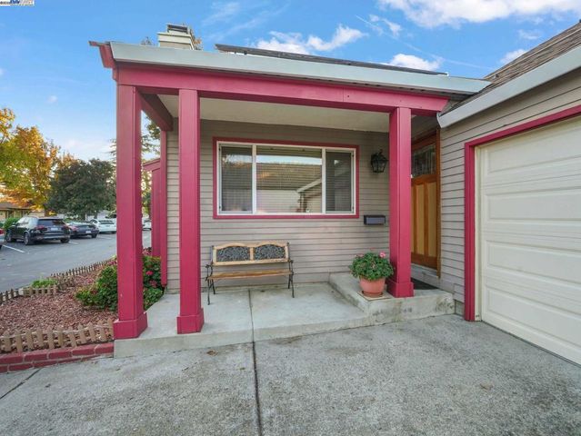 38043 Miller Pl, Fremont, CA 94536