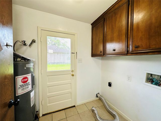 1011 Mccall Avenue, Conroe, TX 77301