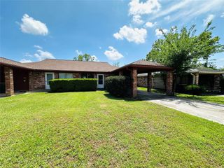 1011 Mccall Avenue, Conroe, TX 77301