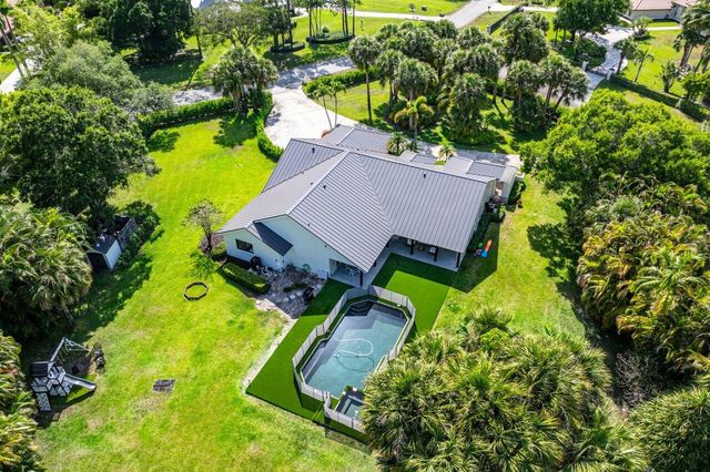 14936 Horseshoe Trace, Wellington, FL 33414