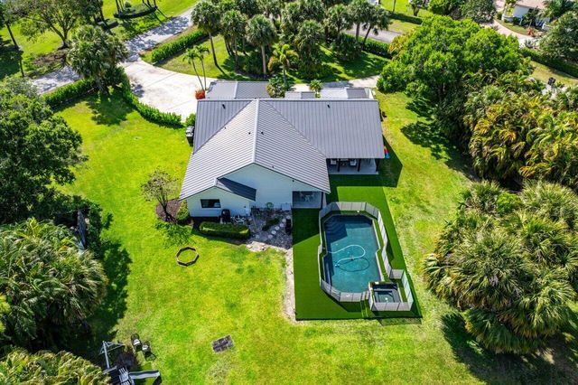 14936 Horseshoe Trace, Wellington, FL 33414