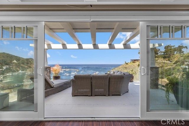 133 Upper Terrace Road, Avalon, CA 90704