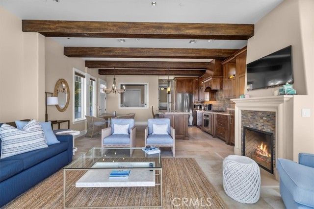 133 Upper Terrace Road, Avalon, CA 90704