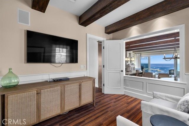 133 Upper Terrace Road, Avalon, CA 90704