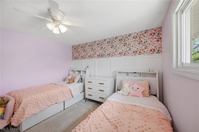5609 Pinnacle Park Drive, Seven Hills, OH 44131