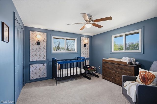 5609 Pinnacle Park Drive, Seven Hills, OH 44131