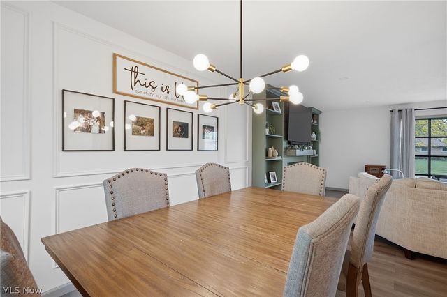 5609 Pinnacle Park Drive, Seven Hills, OH 44131