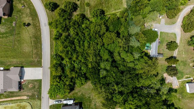 68 Southview Circle, Kodak, TN 37764