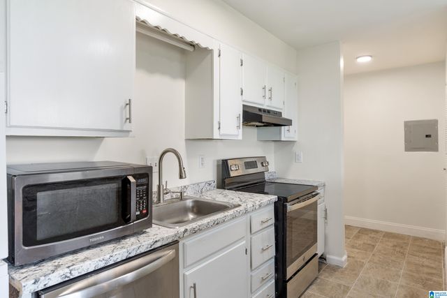 422 Skyview Dr Apt H, Birmingham, AL 35209