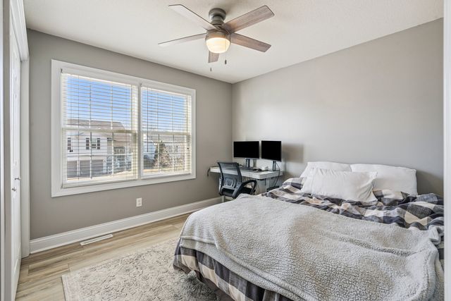 6737 Brookview Lane, Davenport, IA 52806