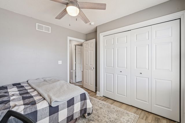 6737 Brookview Lane, Davenport, IA 52806