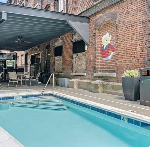 610 21st Ave N Apt 201, Nashville, TN 37203
