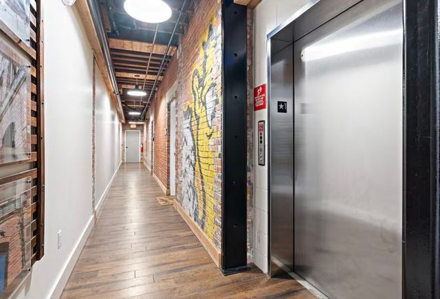 610 21st Ave N Apt 201, Nashville, TN 37203