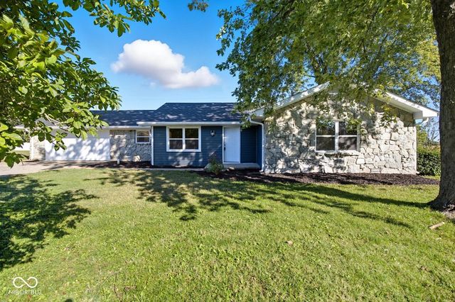 2135 S Miller Avenue, Shelbyville, IN 46176