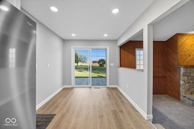 2135 S Miller Avenue, Shelbyville, IN 46176