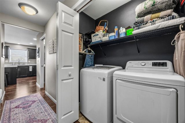 2908 Riviera St SW C, Cedar Rapids, IA 52404