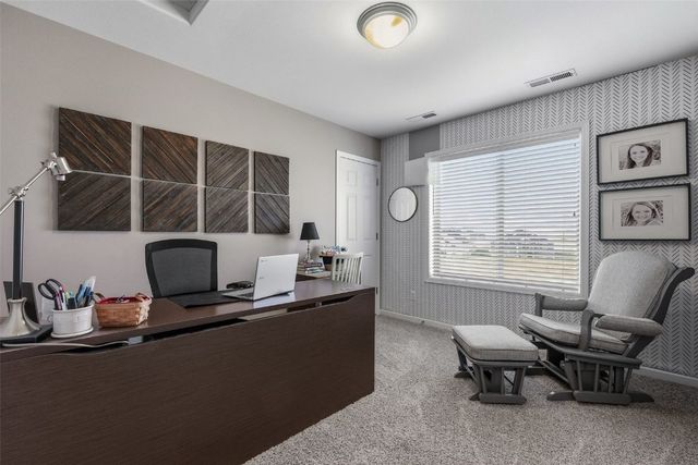 2908 Riviera St SW C, Cedar Rapids, IA 52404