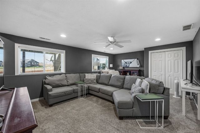 2908 Riviera St SW C, Cedar Rapids, IA 52404