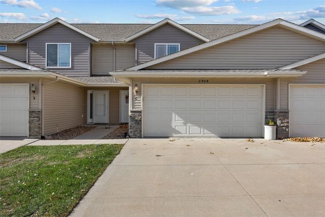 2908 Riviera St SW C, Cedar Rapids, IA 52404