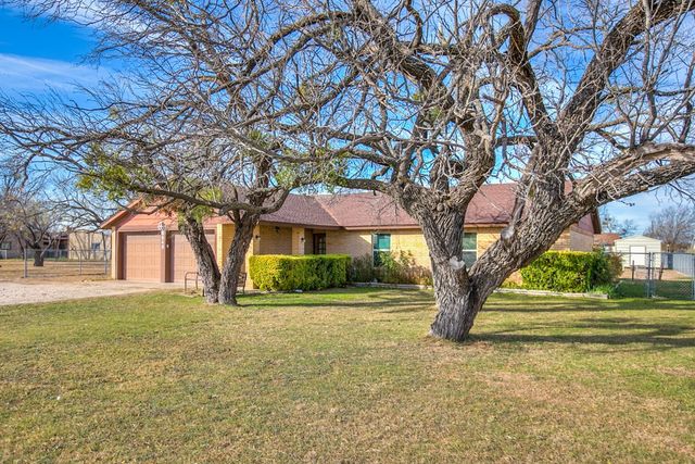 8849 Grape Creek Road, San Angelo, TX 76901