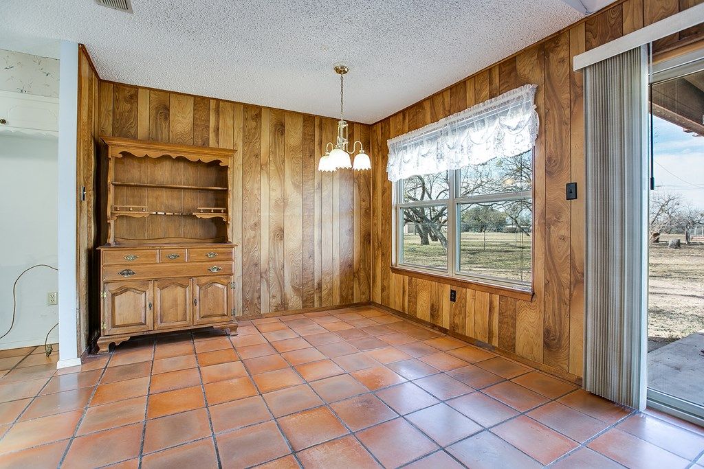 Image 11 of property listing at 8849 Grape Creek Rd, San Angelo, TX 76901