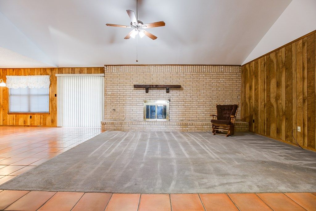Image 7 of property listing at 8849 Grape Creek Rd, San Angelo, TX 76901