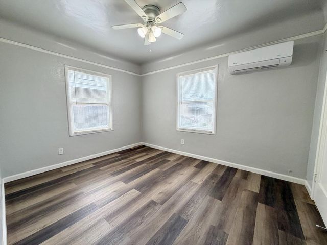 1336 W Fountain Way, Fresno, CA 93705