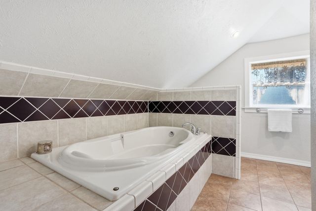 302 E 29th Ave, Spokane, WA 99203