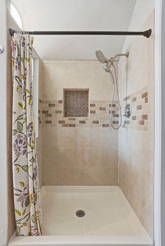 302 E 29th Ave, Spokane, WA 99203