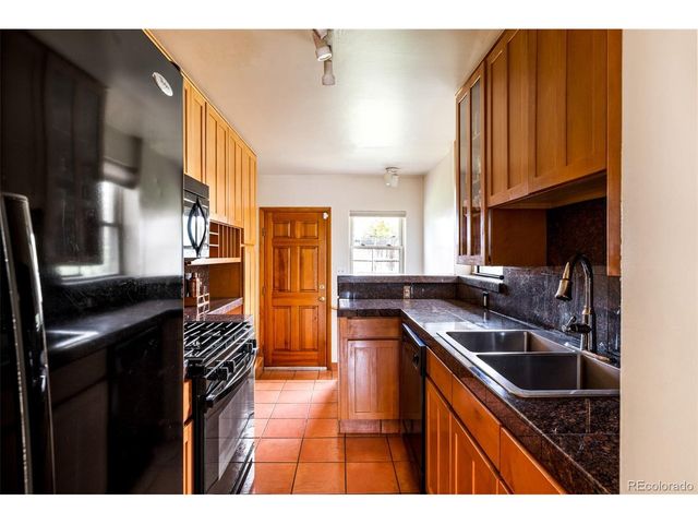 852 Poplar St, Denver, CO 80220