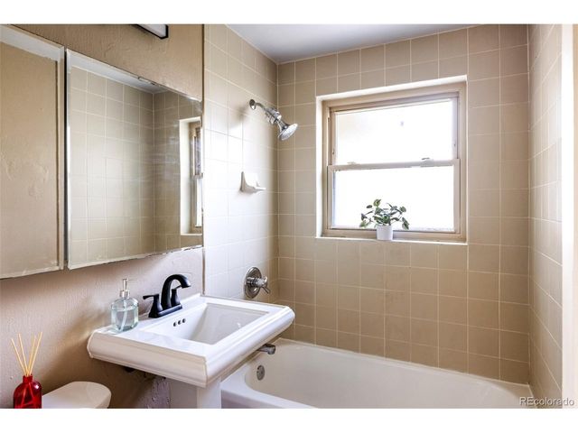852 Poplar St, Denver, CO 80220