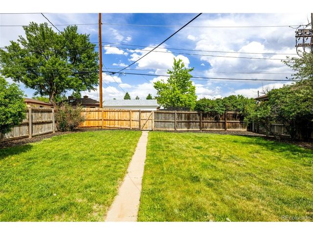 852 Poplar St, Denver, CO 80220