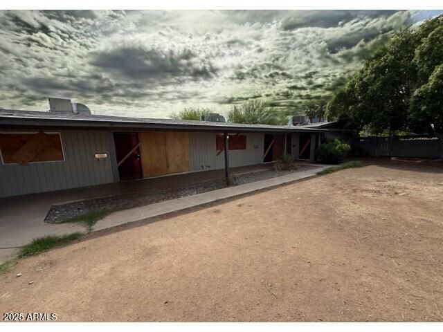 834 W OSBORN Road, Phoenix, AZ 85013