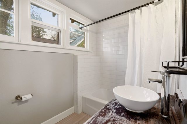 2435 E North Altamont Blvd, Spokane, WA 99202