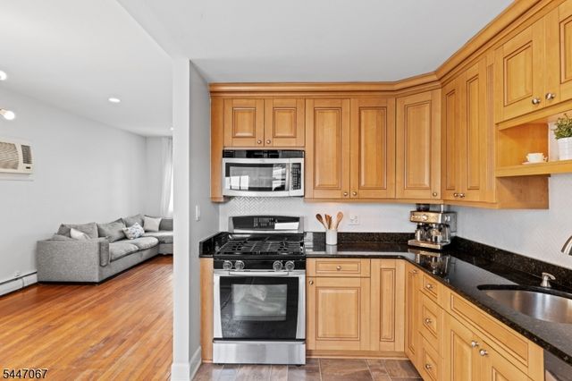 90 Maryknoll Rd, Woodbridge Twp., NJ 08840