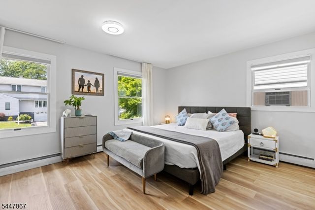 90 Maryknoll Rd, Woodbridge Twp., NJ 08840