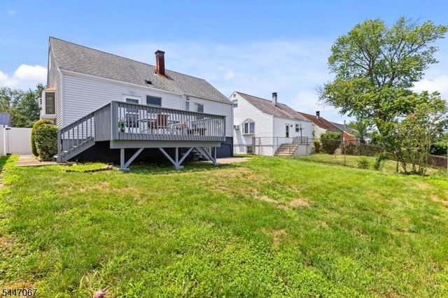 90 Maryknoll Rd, Woodbridge Twp., NJ 08840