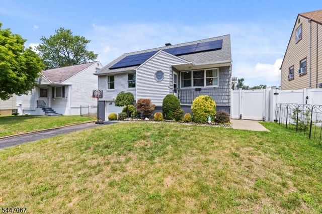 90 Maryknoll Rd, Woodbridge Twp., NJ 08840