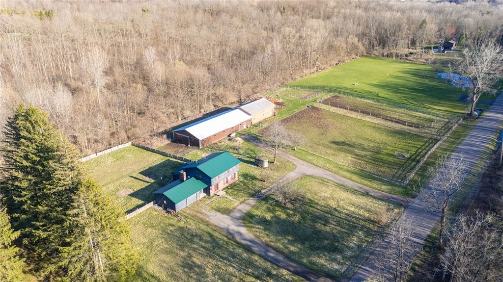 2364 Hazen Lane, Palmyra, NY 14513