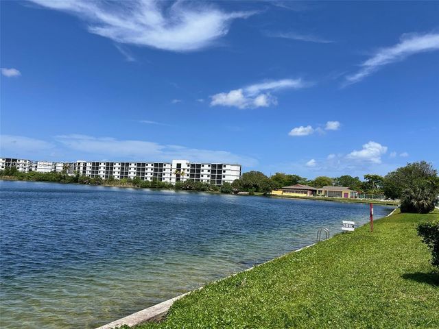 245 NE 191st Street 3017, Miami, FL 33179