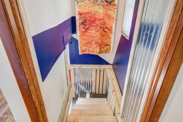 304 Merry Drive, Elizabethton, TN 37643