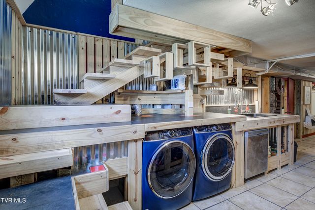 304 Merry Drive, Elizabethton, TN 37643