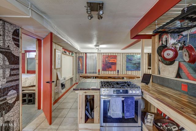 304 Merry Drive, Elizabethton, TN 37643