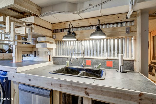 304 Merry Drive, Elizabethton, TN 37643